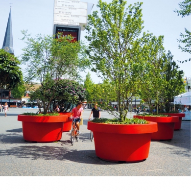 Street furniture - Tree Planters - Giant Flowerpots, Hengelo (NL)